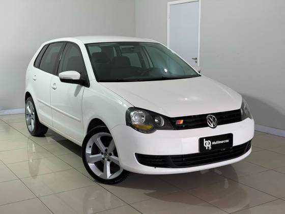 VOLKSWAGEN POLO 1.6 MI 8V FLEX 4P MANUAL VOLKSWAGEN POLO 1.6 MI 8V FLEX 4P MANUAL